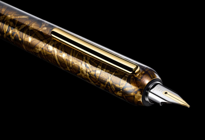 Lamy dialog Urushi Gold Bright Leaves Fountain Pen LE