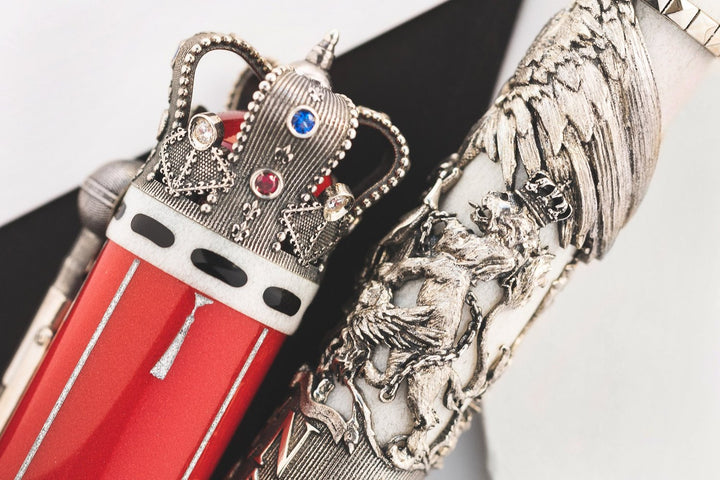 Montegrappa Queen: A Night at the Opera Fountain Pen - Silver