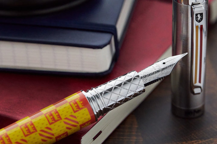 Montegrappa Harry Potter - Gryffindor Fountain Pen