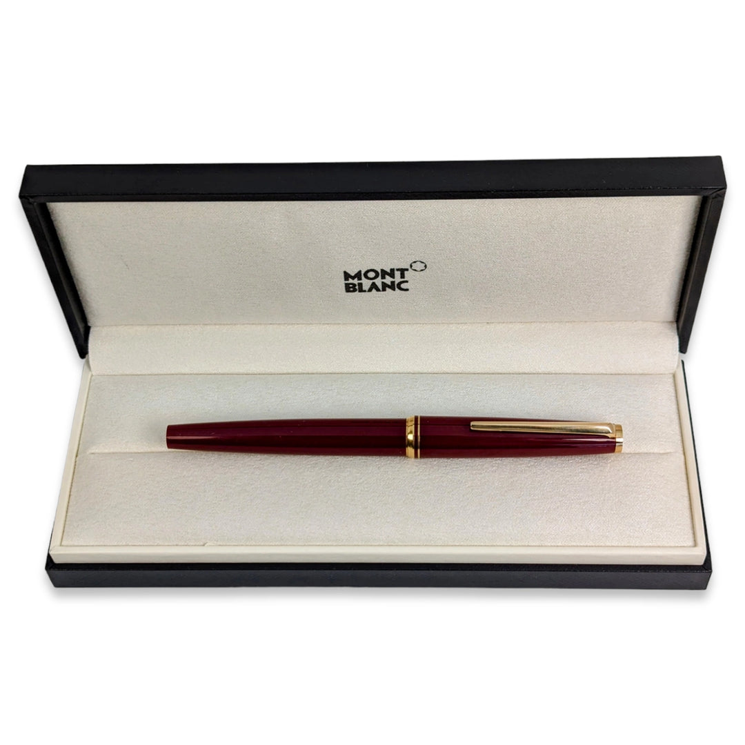 Montblanc Vintage Fountain Pen Model 221  with 14k Nib