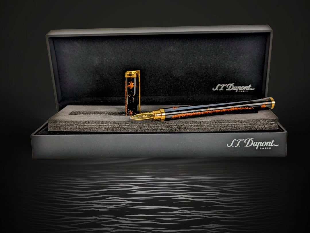 S.T. Dupont Classic Slim Gold Dust & Chinese Lacquer Fountain Pen - Vintage