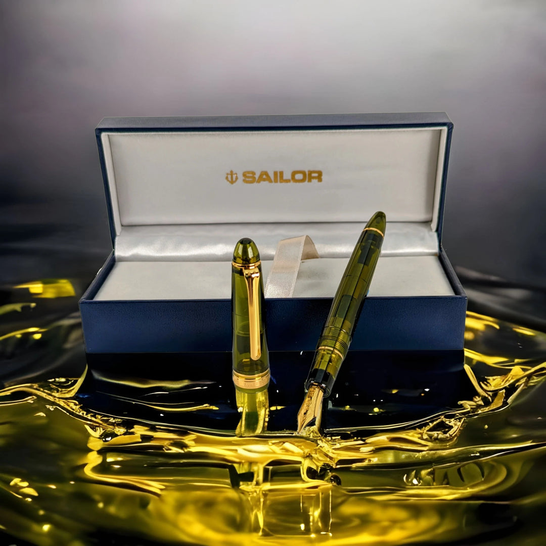 Sailor 1911 Realo Champaign Dark Green Demonstrator Fountain pen with Gold Trim
