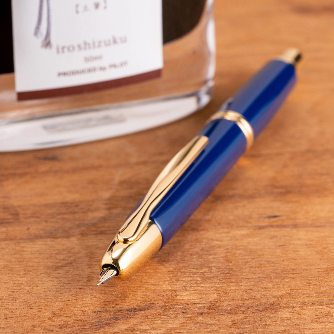Pilot Vanishing Point Blue / Gold Fountain Pen