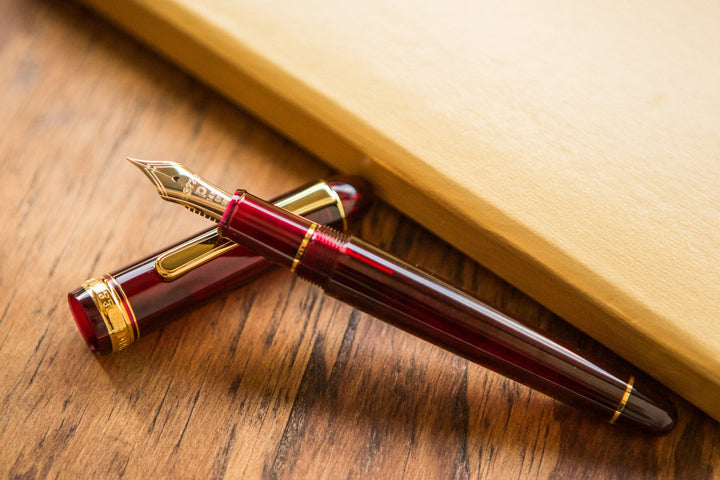 Platinum #3776 Century Fountain Pen - Bourgogne w/ Gold Trim