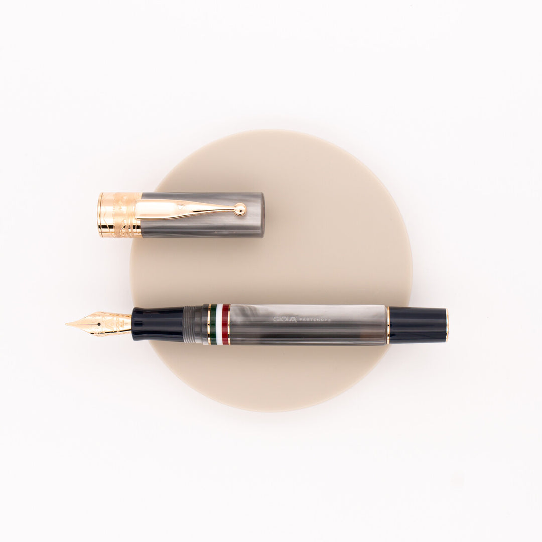 Gioia Partenope Fountain Pen - Madreperla Grey Pearl