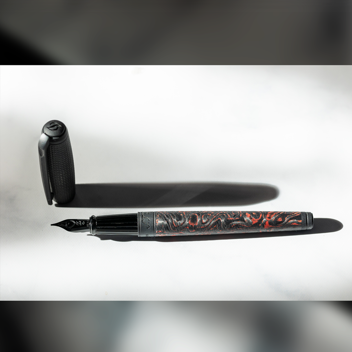 S.T. Dupont Line D Large Carbon - Fountain Pen