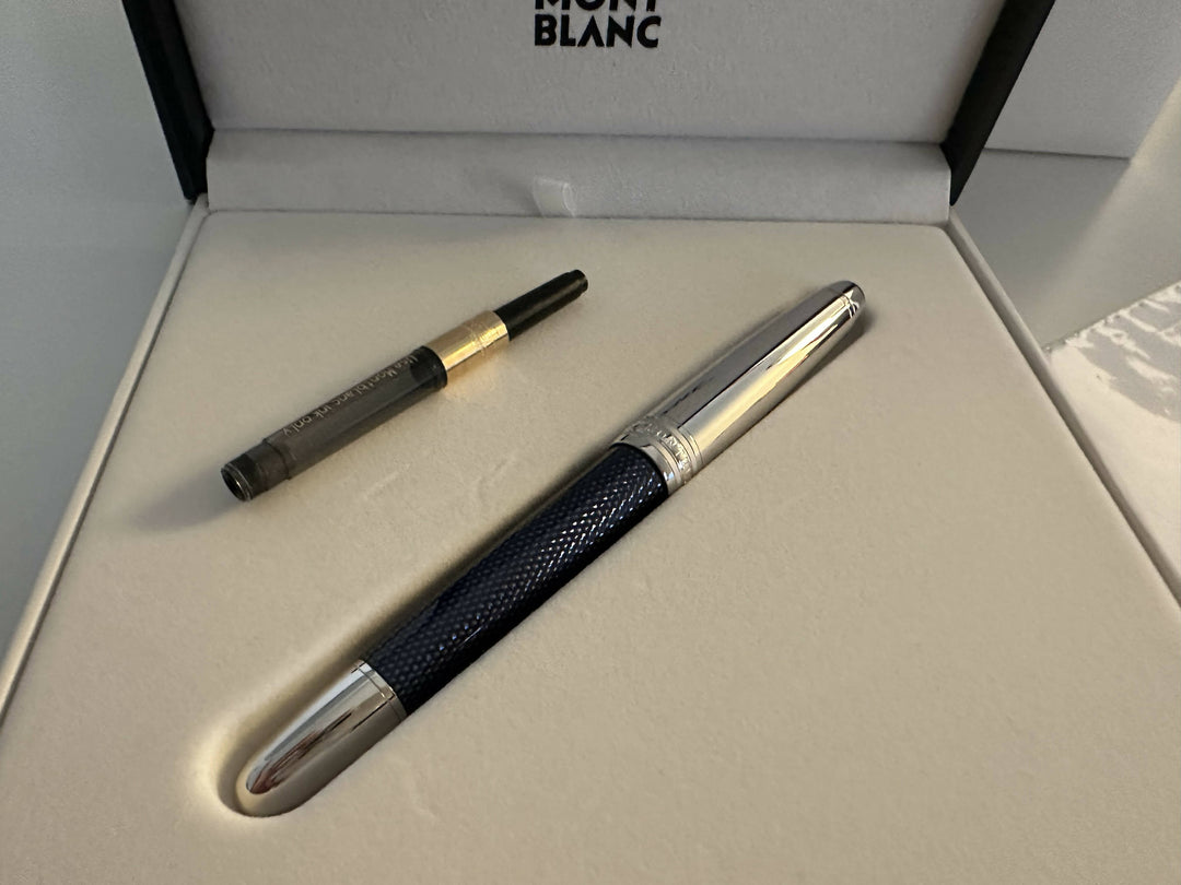 MontBlanc Meisterstück Solitaire Doué Blue Hour Classique Fountain Pen by Mont Blanc