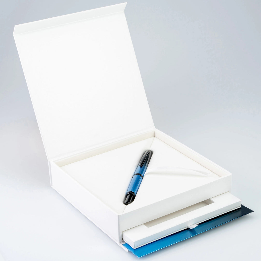 Pilot Vanishing Point Fountain Pen - Black Ice (2021 Limited Edition)