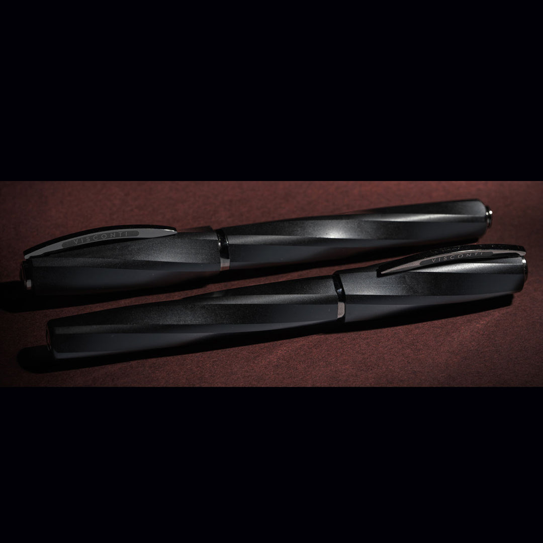 Visconti Divina Matte Black - Fountain Pen