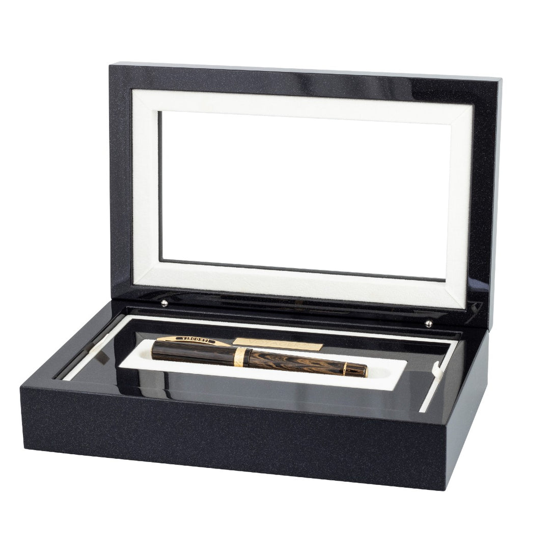 Visconti Voyager 30 Fountain Pen - Green
