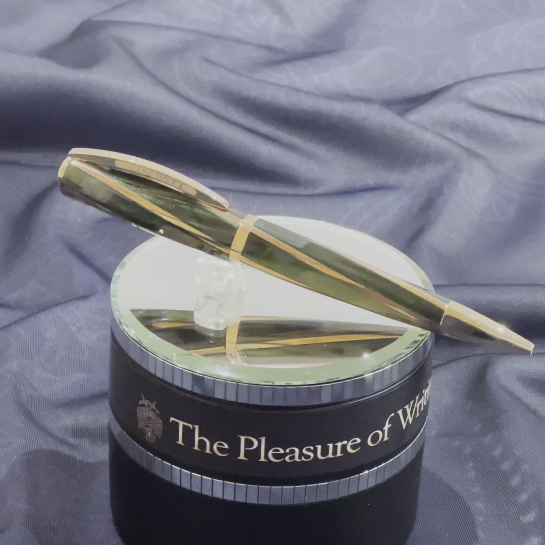 Visconti Divina Elegance Green - Ballpoint