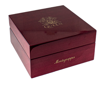 Montegrappa Queen: A Night at the Opera Fountain Pen - Gold