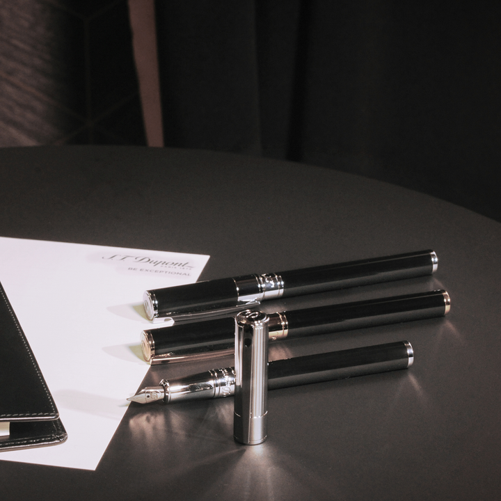 S.T. Dupont D-Initial Fountain Pen - Noir & Chrome