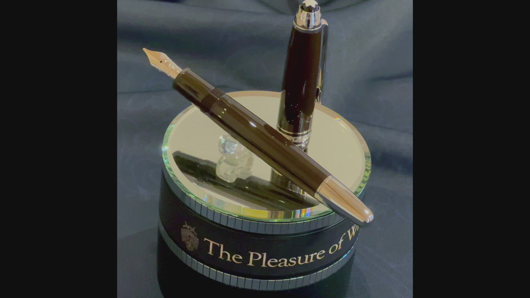 Montblanc Meisterstück Le Petit Prince LeGrand 146 Fountain Pen - Medium