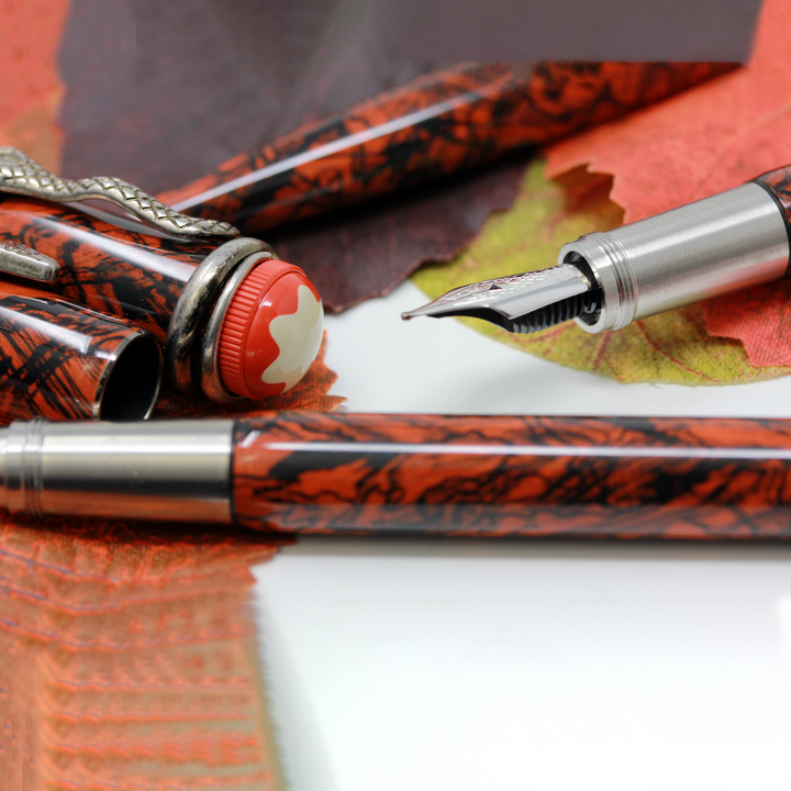 Montblanc Heritage Rouge et Noir Gift of Writing Set - Serpent Marble