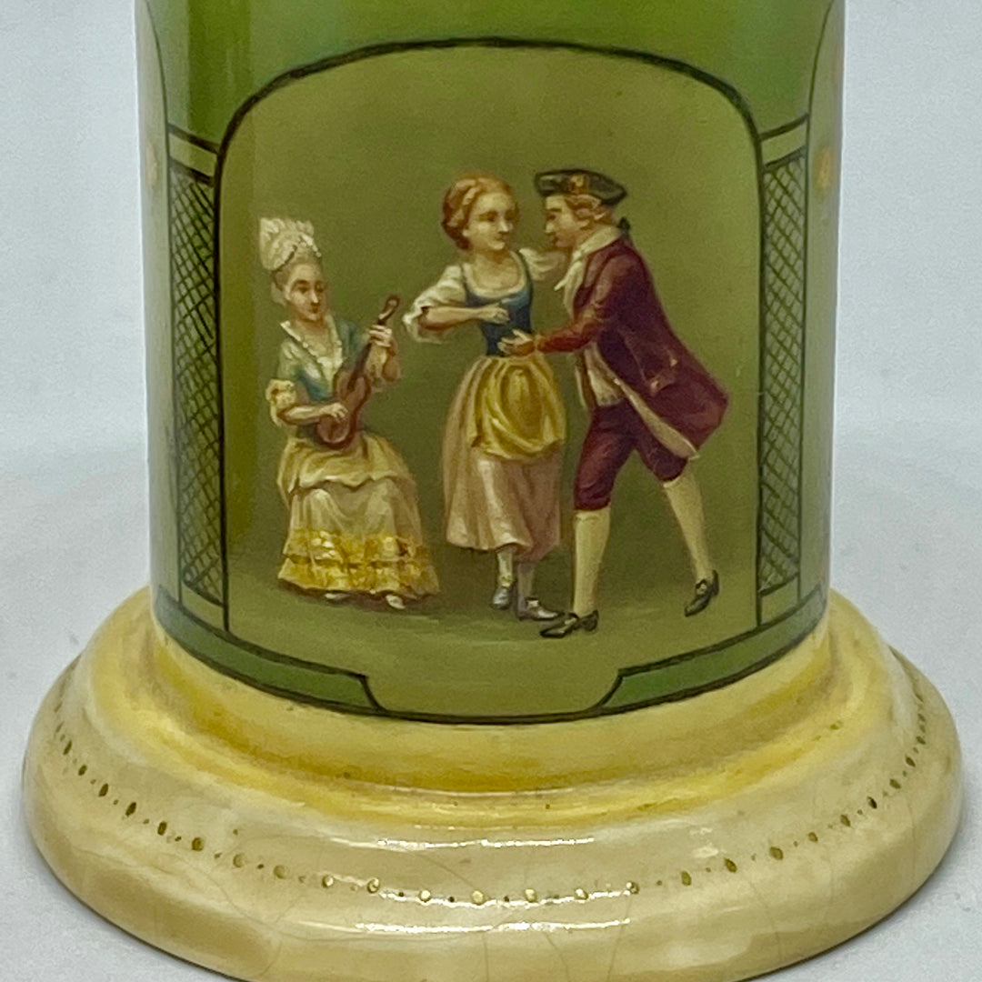 Artus Round Stamp Box