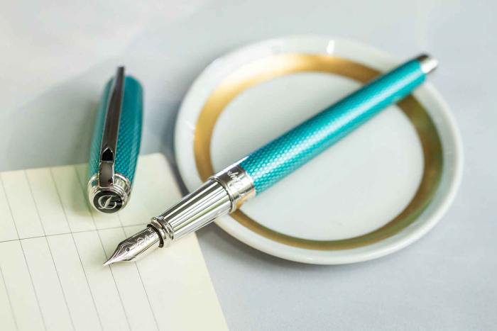 S.T. Dupont Diamond Guilloche Fountain Pen - Aquamarine