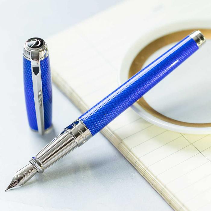 S.T. Dupont Diamond Guilloche Fountain Pen - Sapphire