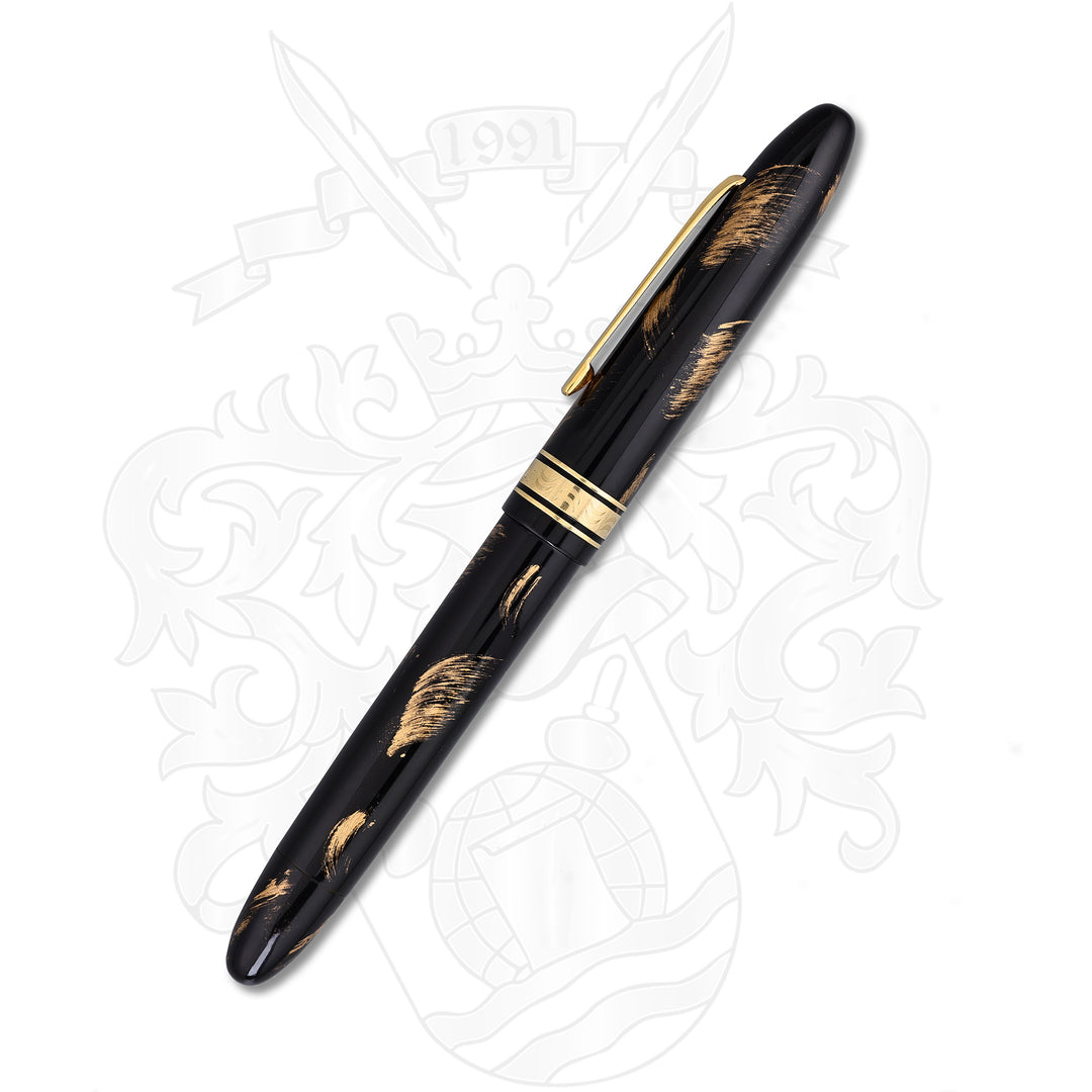 Omas Ogiva Black and Gold Maki-e Fountain Pen