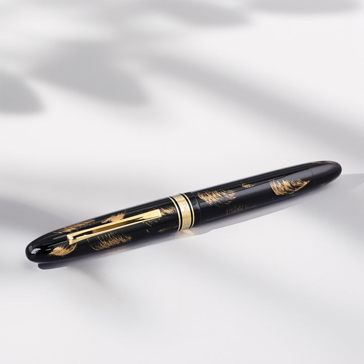 Omas Ogiva Black and Gold Maki-e Fountain Pen
