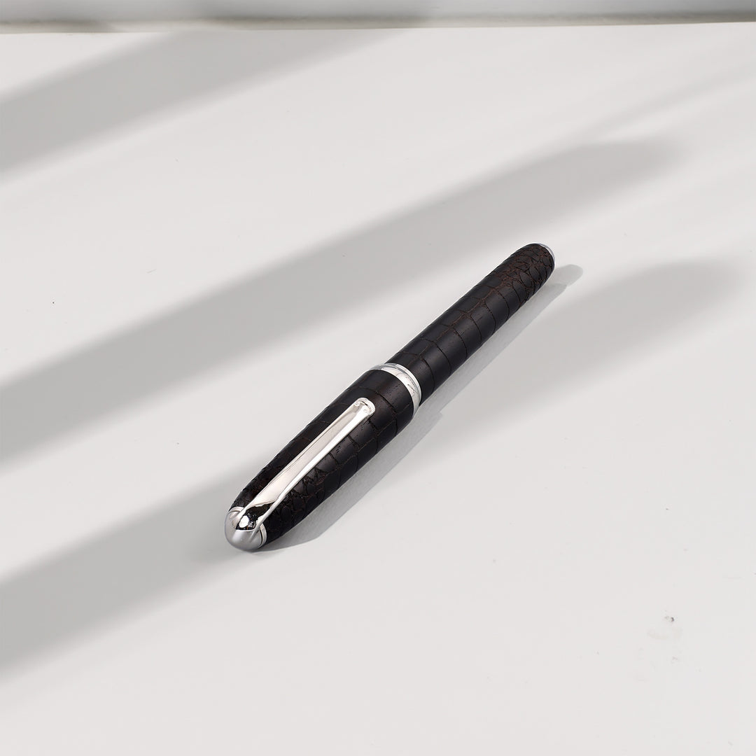 Cartier Louis Cartier Dandy Crocodile Ebony Limited Edition Fountain Pen