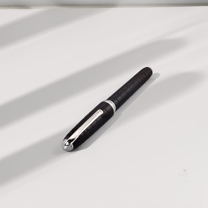Cartier Louis Cartier Dandy Crocodile Ebony Limited Edition Fountain Pen
