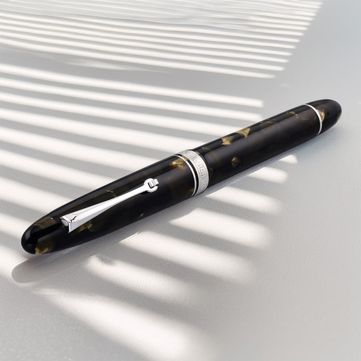 OMAS Ogiva Saft Green Fountain Pen