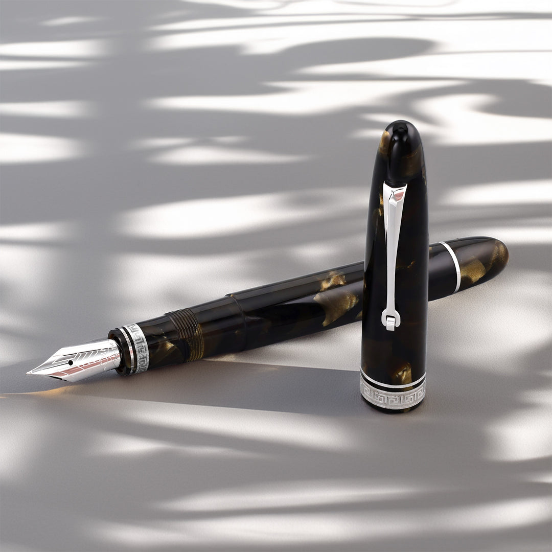 OMAS Ogiva Saft Green Fountain Pen