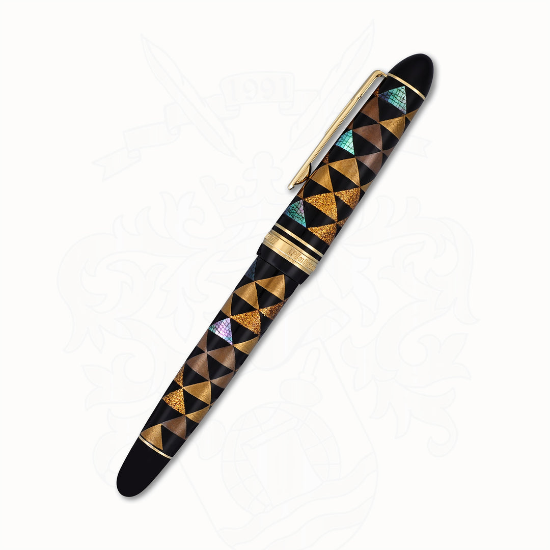 Platinum President Urokomon Raden Urushi Fountain Pen