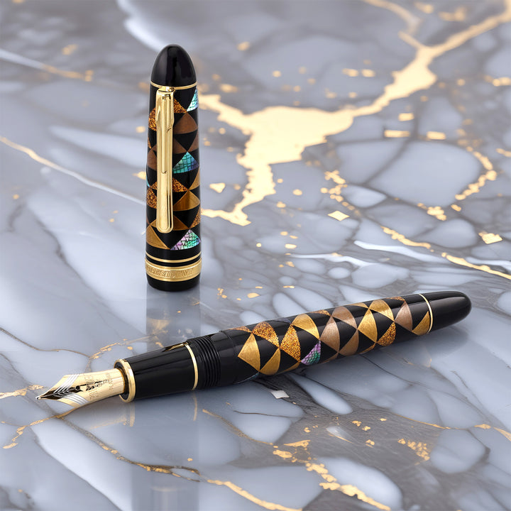 Platinum President Urokomon Raden Urushi Fountain Pen