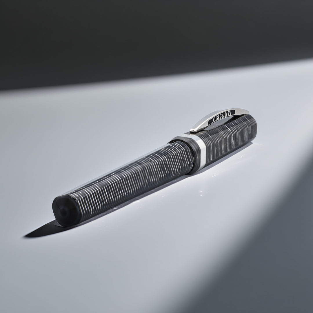 Visconti Opera Wall Street Black Fountain Pen