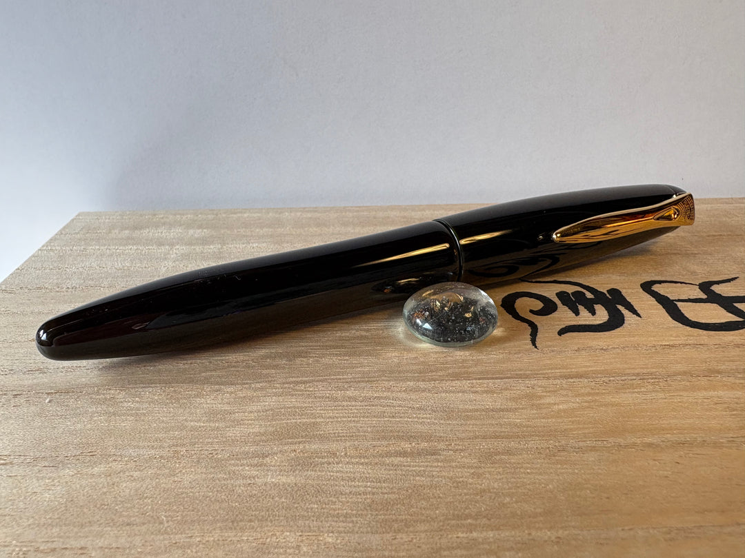Platinum Izumo Tamenuri in Soratame Green Urushi - Fountain Pen