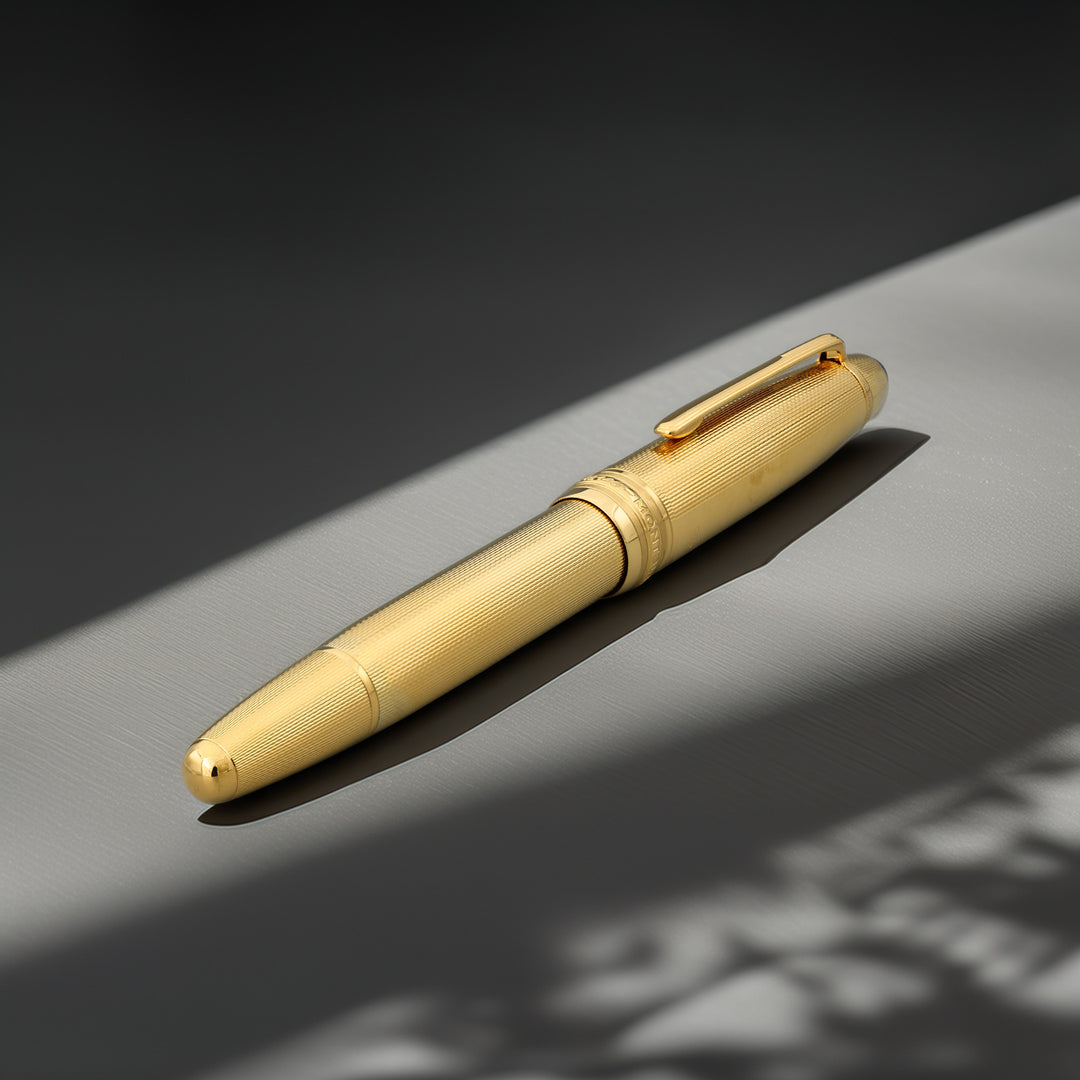 Montblanc Meisterstück 146 LeGrand Solitaire Gold Barley Fountain Pen