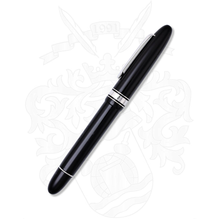 Omas Extra Ogiva Black And Silver Fountain Pen