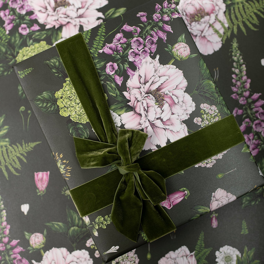 Summer Garden - Dark Green - Gift Wrapping Paper (2 Sheets)