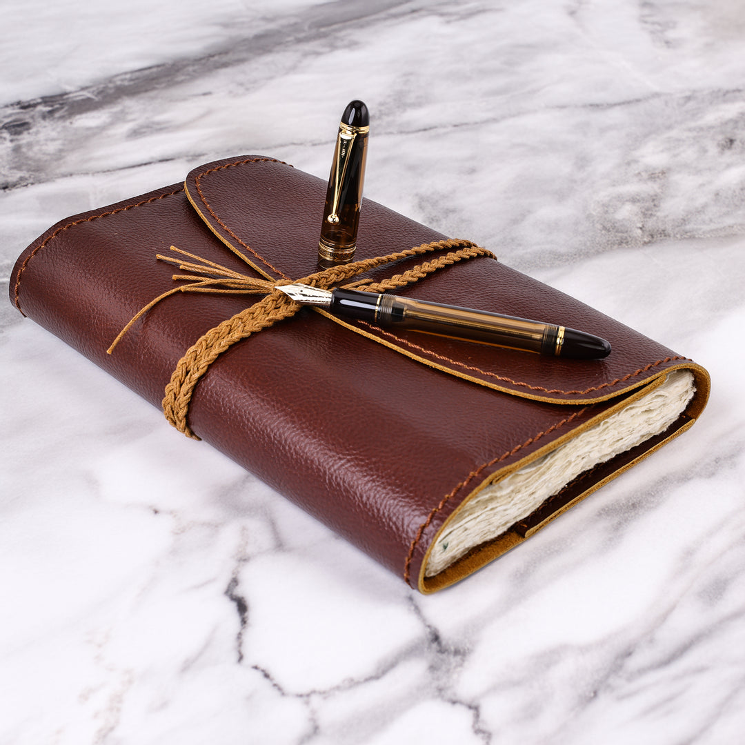 The Custom 823 Amber Gift Set