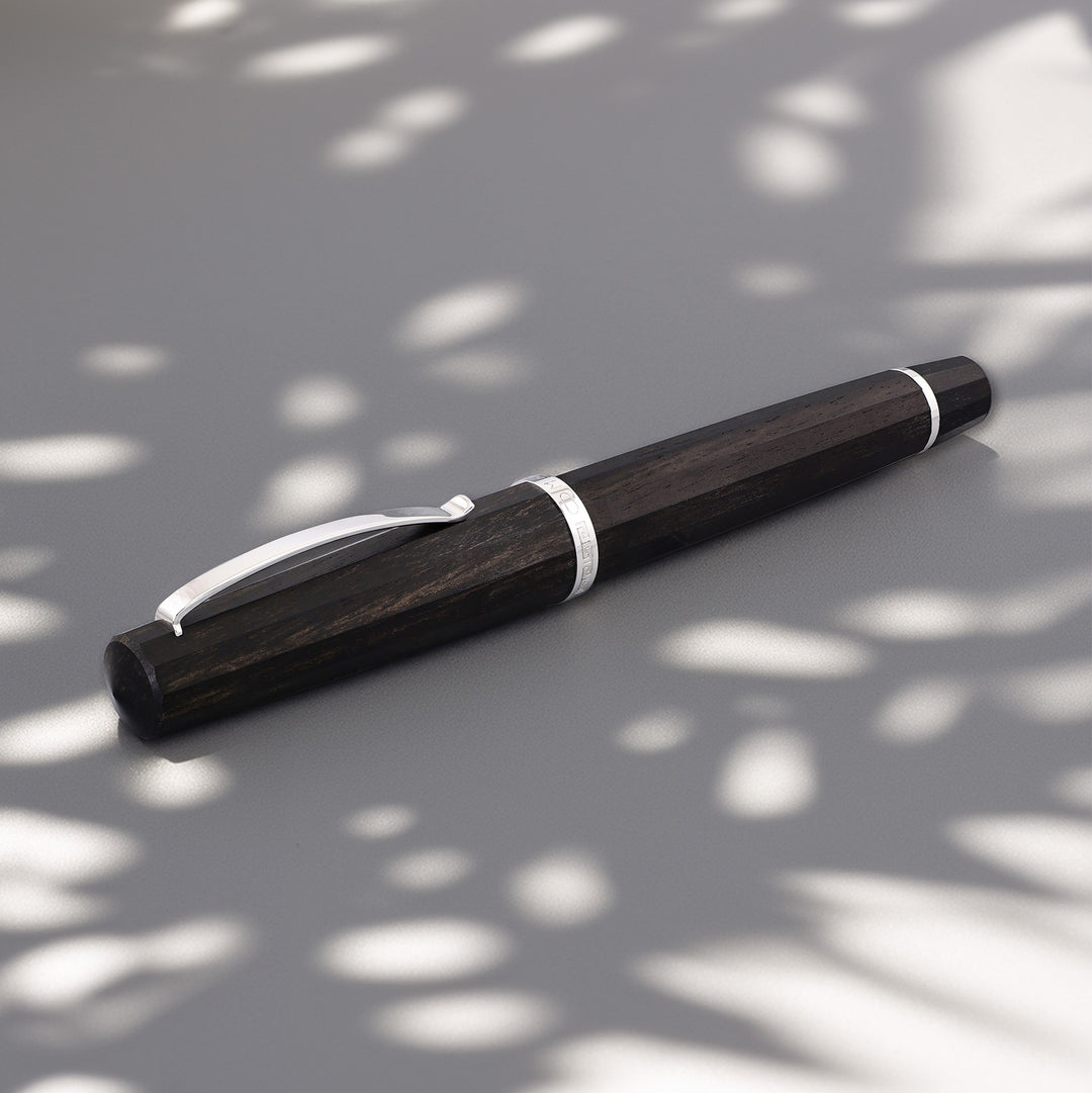 OMAS Arte Italiana Art Deco Wood Fountain Pen