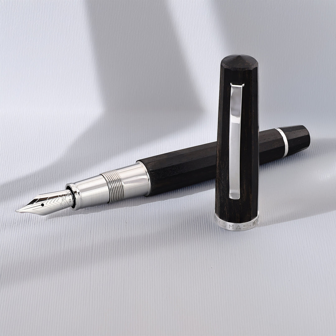 OMAS Arte Italiana Art Deco Wood Fountain Pen