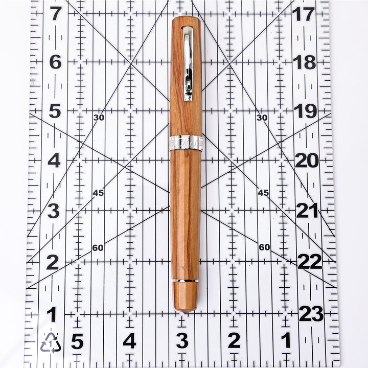 Omas Arte Italiana Milord Olive Wood Fountain Pen