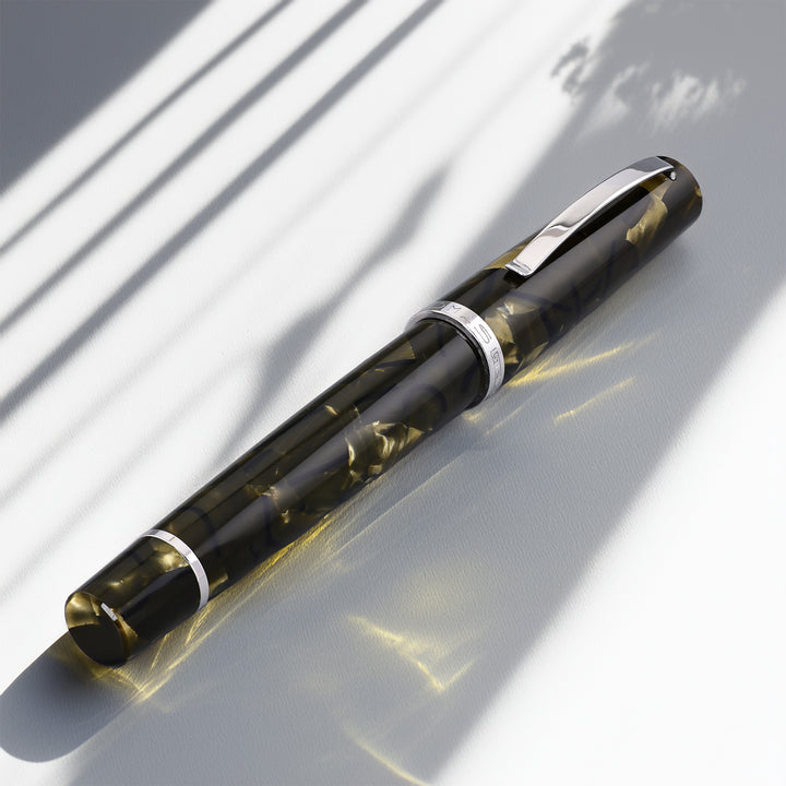 OMAS Bologna Saft Green Fountain Pen