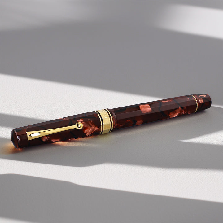 OMAS Bologna Marbled Burgundy Fountain Pen