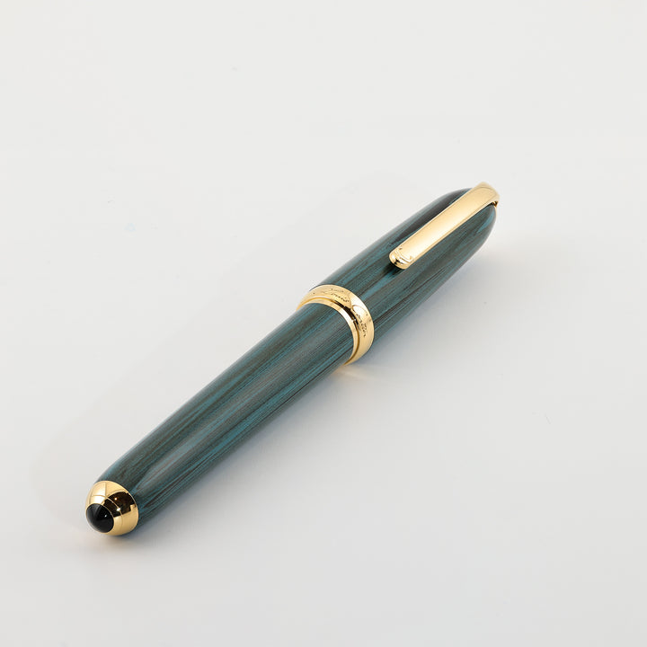 Cartier Dandy Green Ebonite Limited Edition Fountain Pen