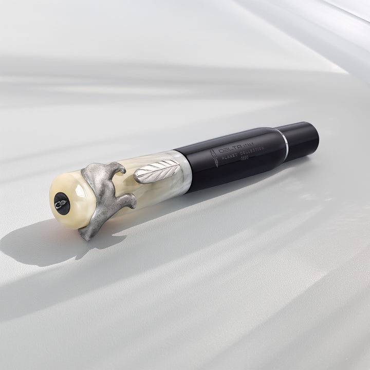 Delta Planet Collection – Animals Fratelli Minori Orso (Bear) Fountain Pen