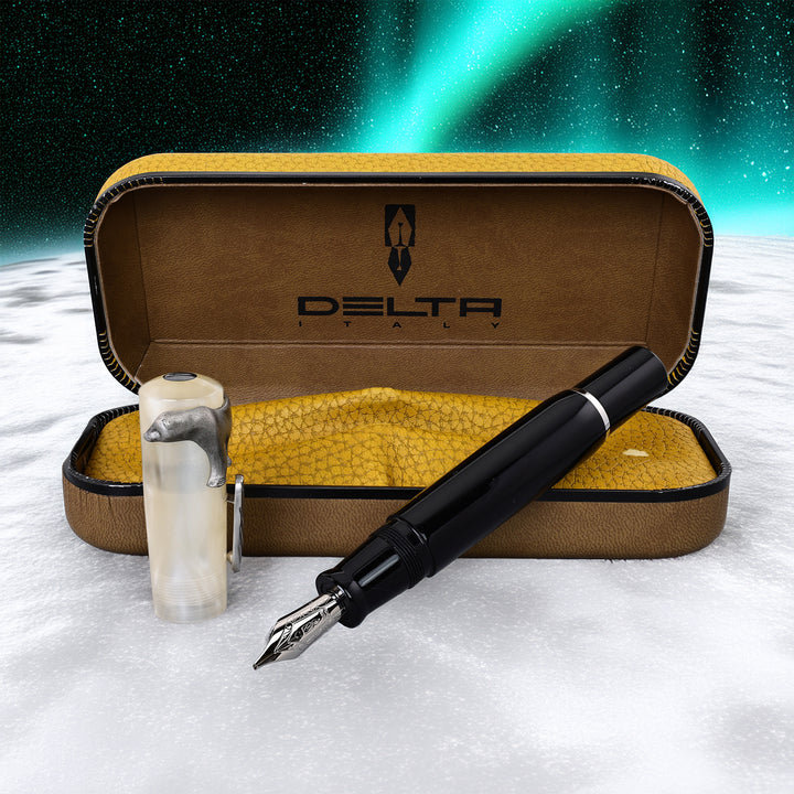 Delta Planet Collection – Animals Fratelli Minori Orso (Bear) Fountain Pen