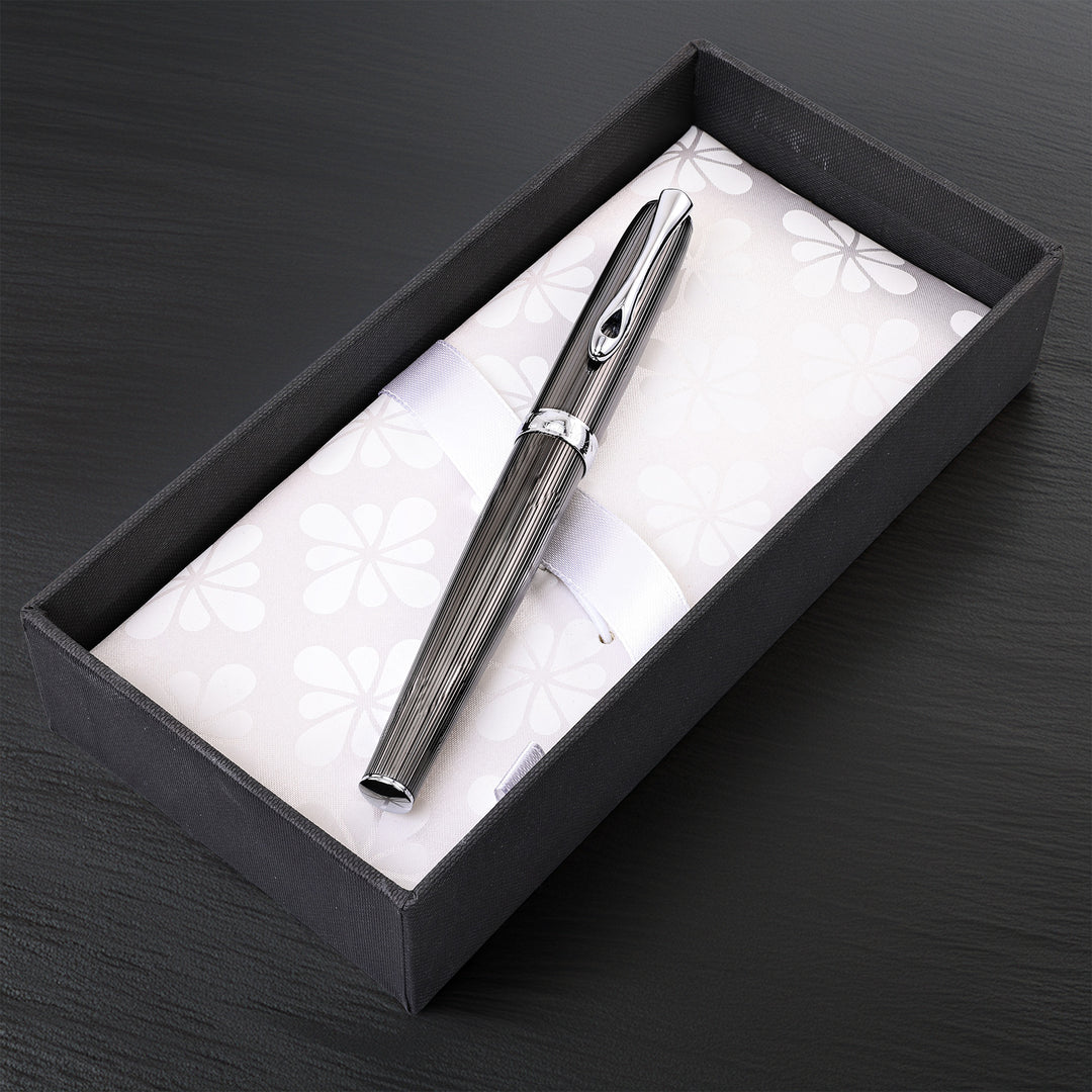 Diplomat Excellence A2 Guilloche Fountain Pen