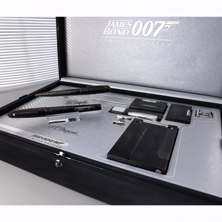 S.T. Dupont 007 Limited Edition Writing and Lighters Set