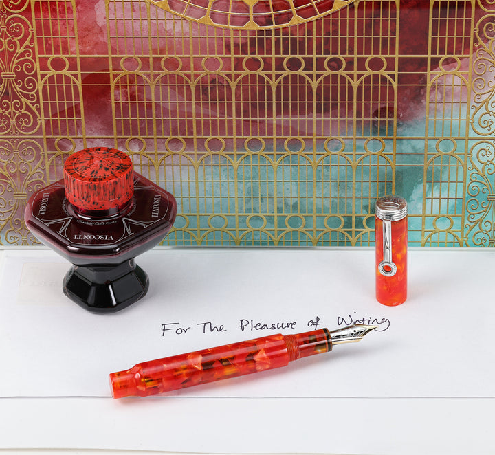 Krone Moderne - Red Marble Fountain Pen 18k