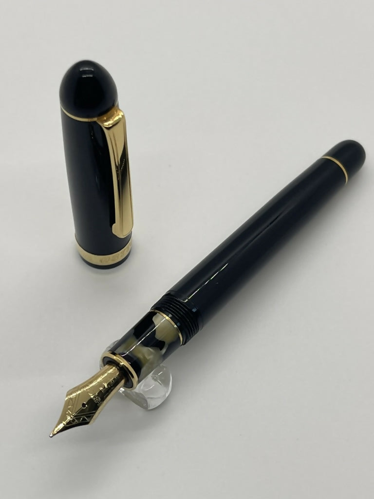 Platinum 3776 Black Fountain Pen 18k Medium