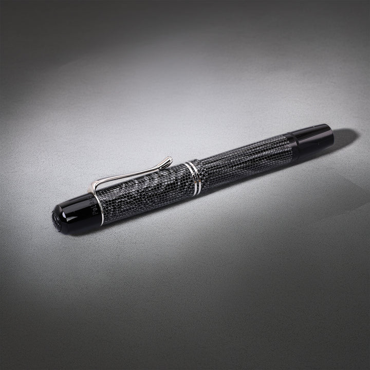 Pelikan M101N Lizard Fountain Pen