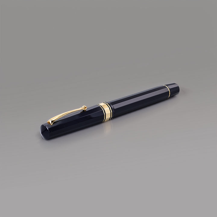Omas Arte Italiano Milord Mid Size Fountain Pen